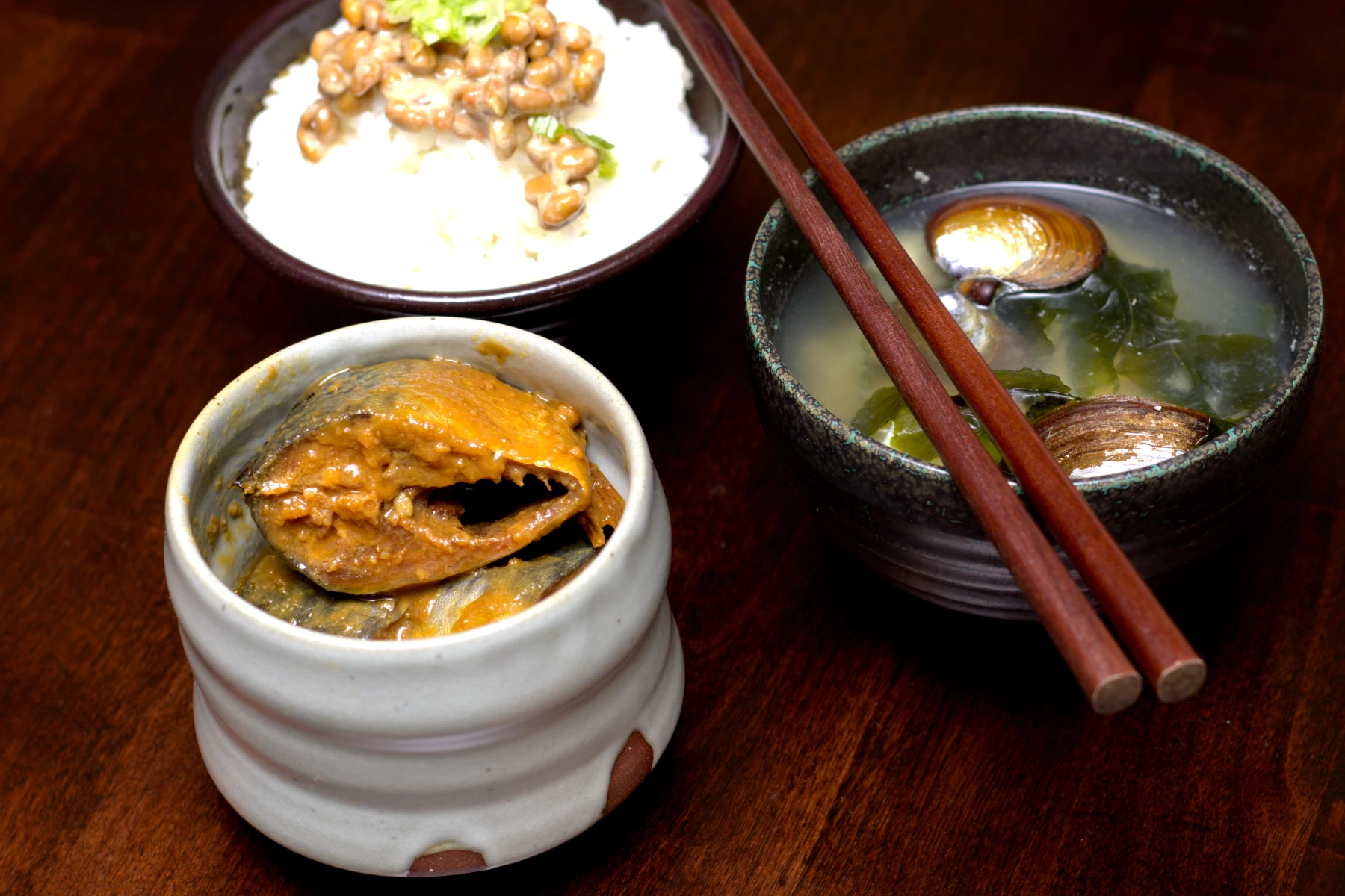 Mackerel with rice, natto, miso soup, clams, tofu.